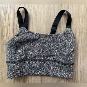 Lululemon size 2 sports bra